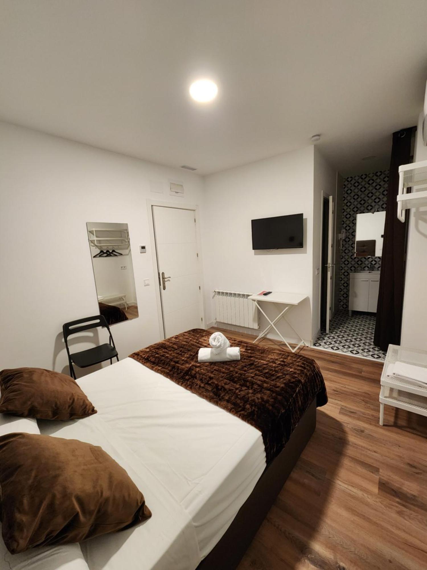 Hostal Arenal Madrid Eksteriør bilde