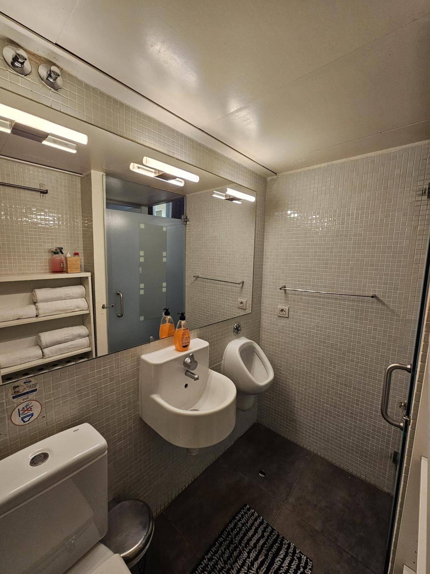 Hostal Arenal Madrid Eksteriør bilde