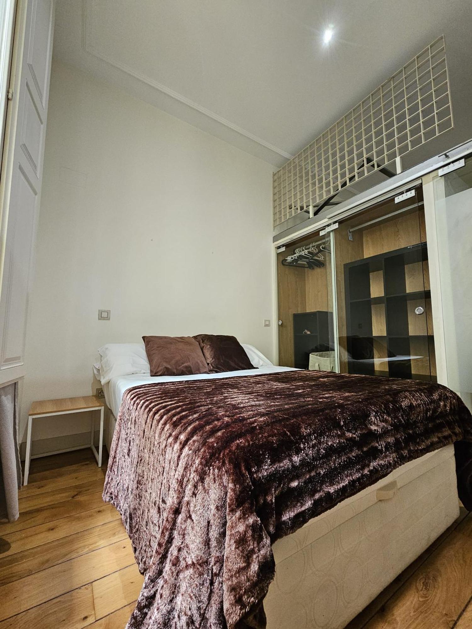 Hostal Arenal Madrid Eksteriør bilde